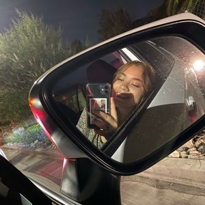 Meet your Posher, Katherine